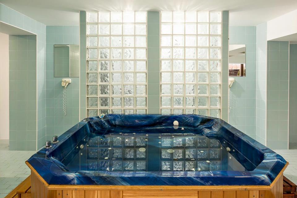Vila Pinul Si Mesteacanul Hotell Poiana Brasov Exteriör bild